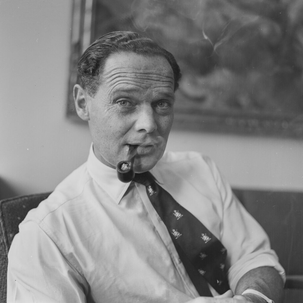 A photo of pilot Douglas Bader