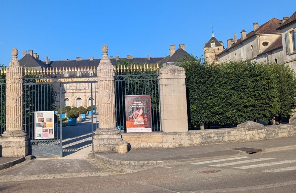 The entrance to the Chateau de Champlitte.